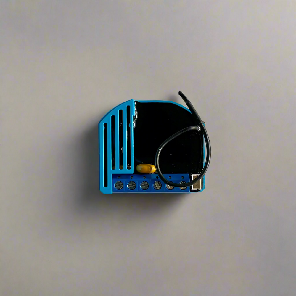
                  
                    Qubino flush dimmer module
                  
                